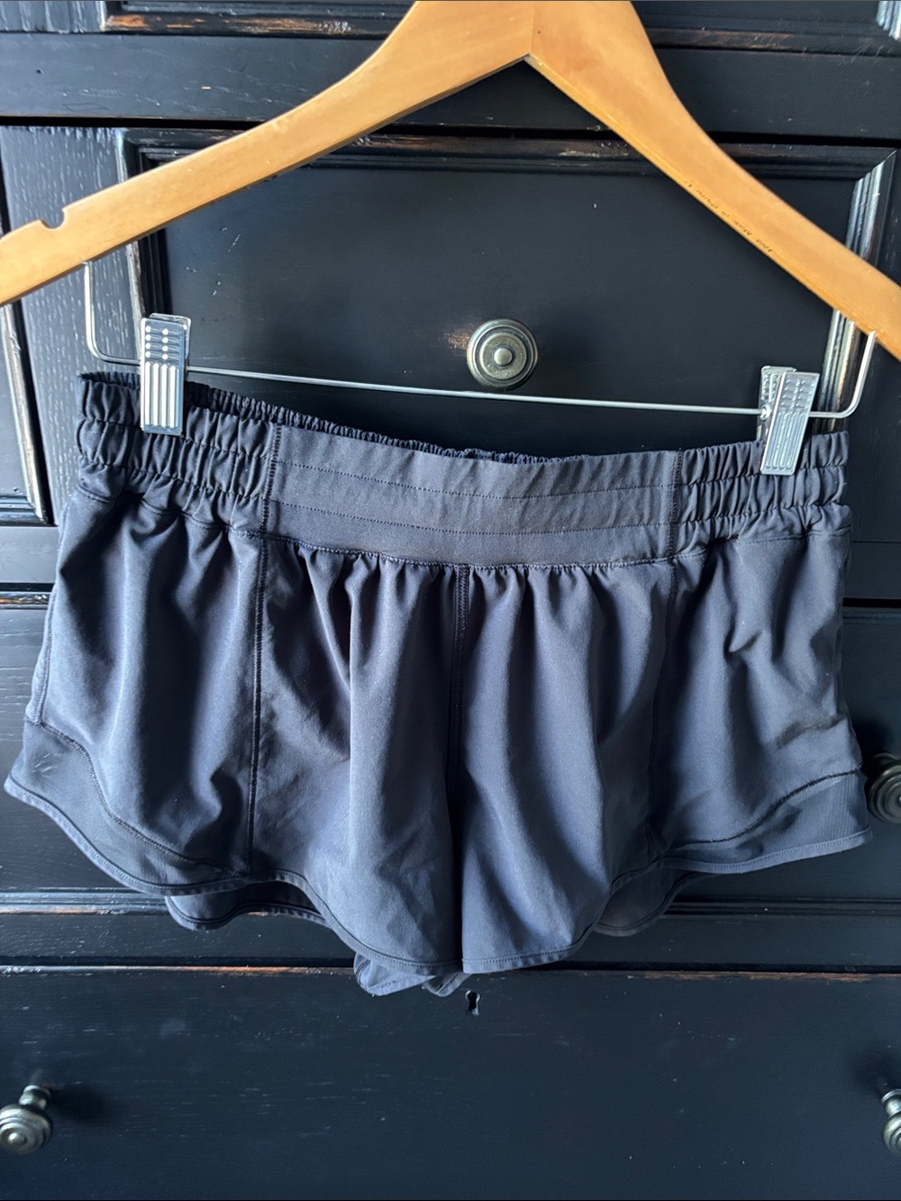 lululemon size 10 Hotty Hot Lined Shorts 2.5” Black